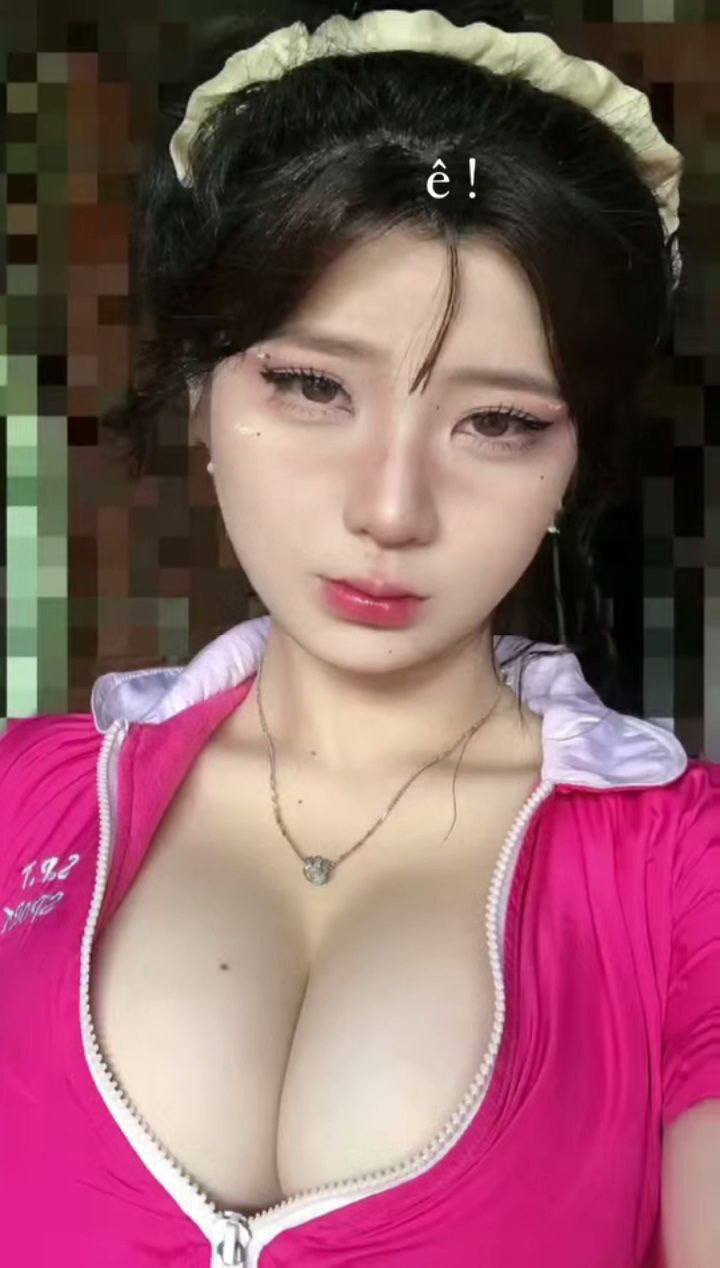 Idol mặt xinh thủ dâm rên cực hay